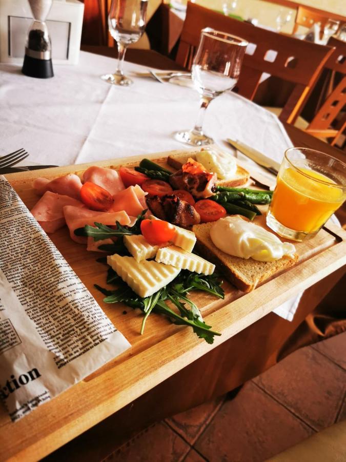 Hotel Gio 아라드 외부 사진