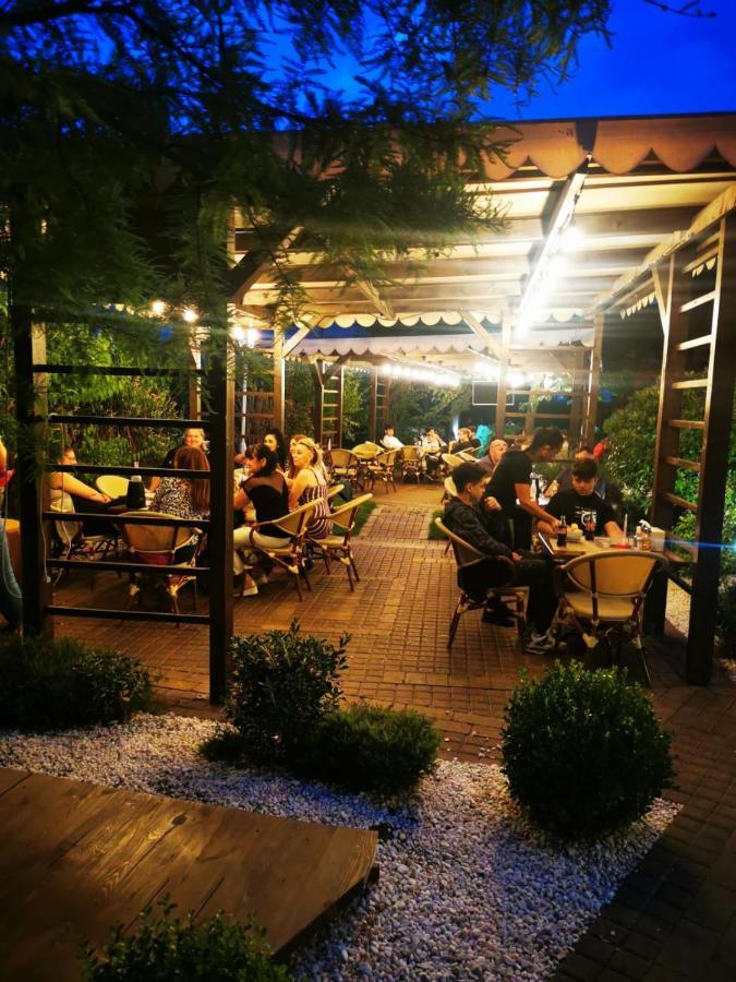 Hotel Gio 아라드 외부 사진