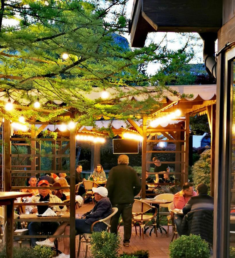 Hotel Gio 아라드 외부 사진